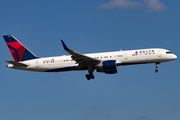 Delta Air Lines Boeing 757-232 (N6707A) at  Ft. Lauderdale - International, United States