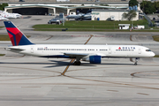 Delta Air Lines Boeing 757-232 (N670DN) at  Ft. Lauderdale - International, United States