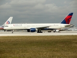 Delta Air Lines Boeing 757-232 (N670DN) at  Miami - International, United States