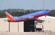 Southwest Airlines Boeing 737-3G7 (N670SW) at  Ft. Lauderdale - International, United States