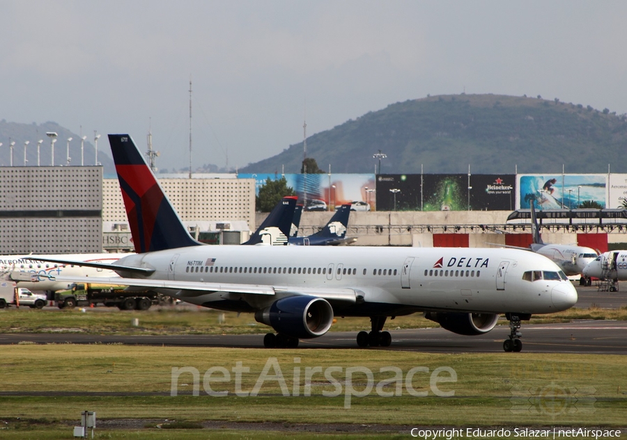 Delta Air Lines Boeing 757-232 (N6711M) | Photo 104218