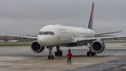 Delta Air Lines Boeing 757-232 (N6711M) at  South Bend - International, United States