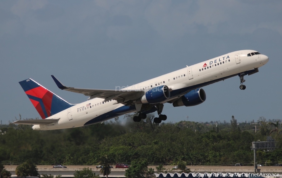 Delta Air Lines Boeing 757-232 (N6712B) | Photo 355306