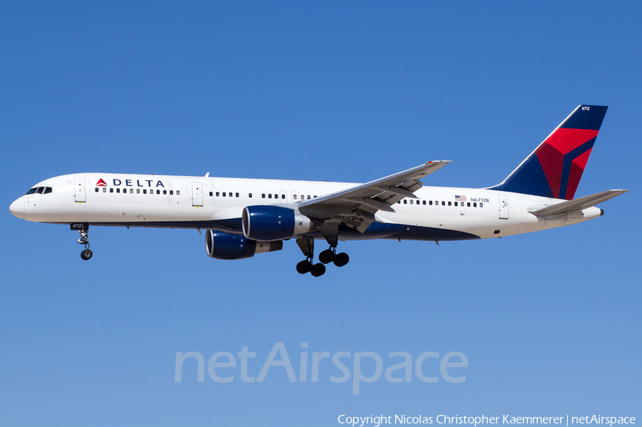 Delta Air Lines Boeing 757-232 (N6712B) | Photo 127339