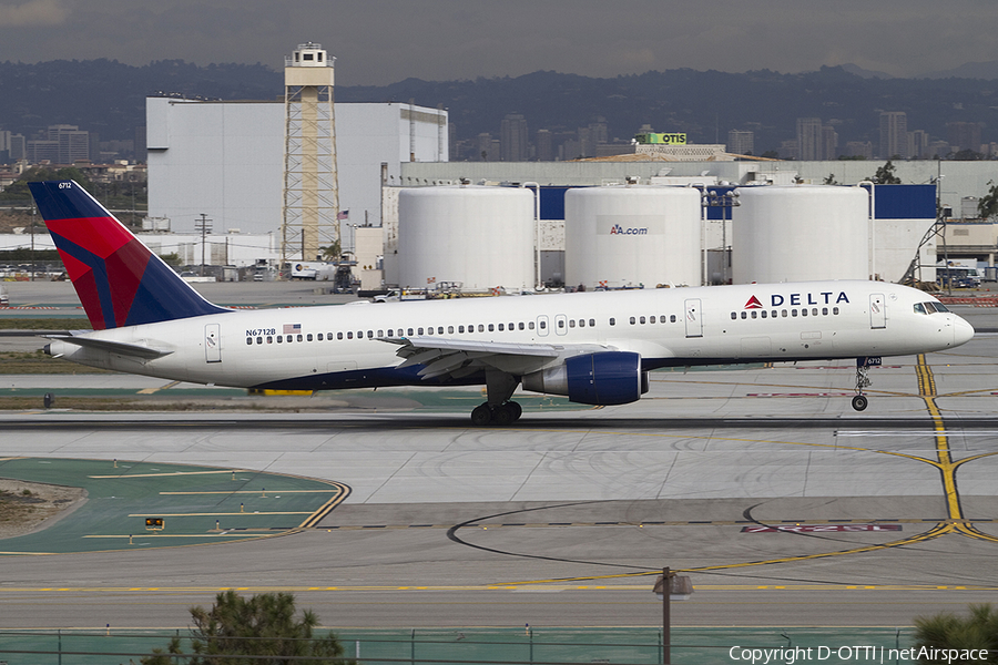 Delta Air Lines Boeing 757-232 (N6712B) | Photo 333117