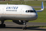 United Airlines Boeing 757-224 (N67134) at  Hamburg - Fuhlsbuettel (Helmut Schmidt), Germany