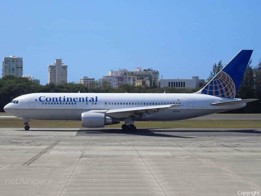 Continental Airlines Boeing 767-224(ER) (N67157) | Photo 259896