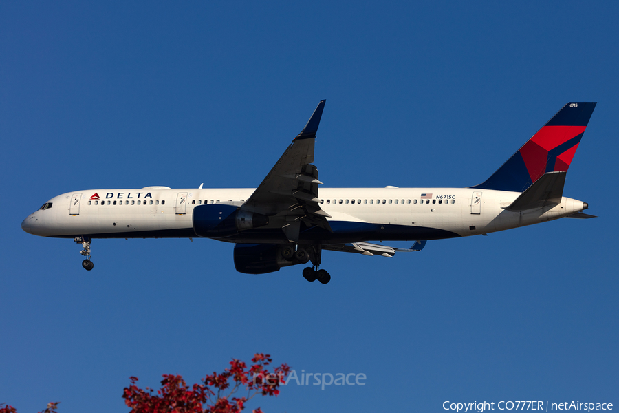 Delta Air Lines Boeing 757-232 (N6715C) | Photo 395951