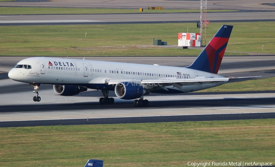 Delta Air Lines Boeing 757-232 (N6716C) | Photo 300144