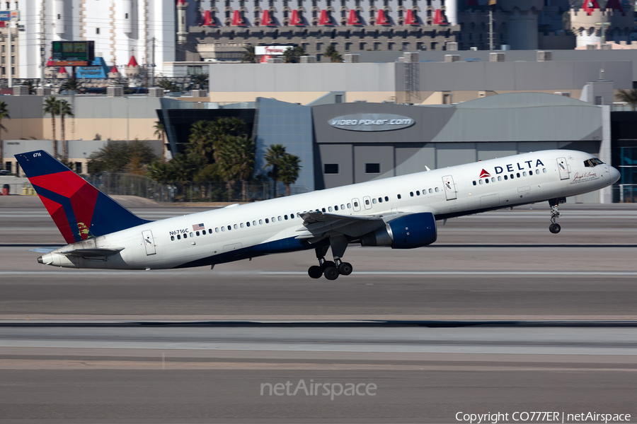 Delta Air Lines Boeing 757-232 (N6716C) | Photo 479401
