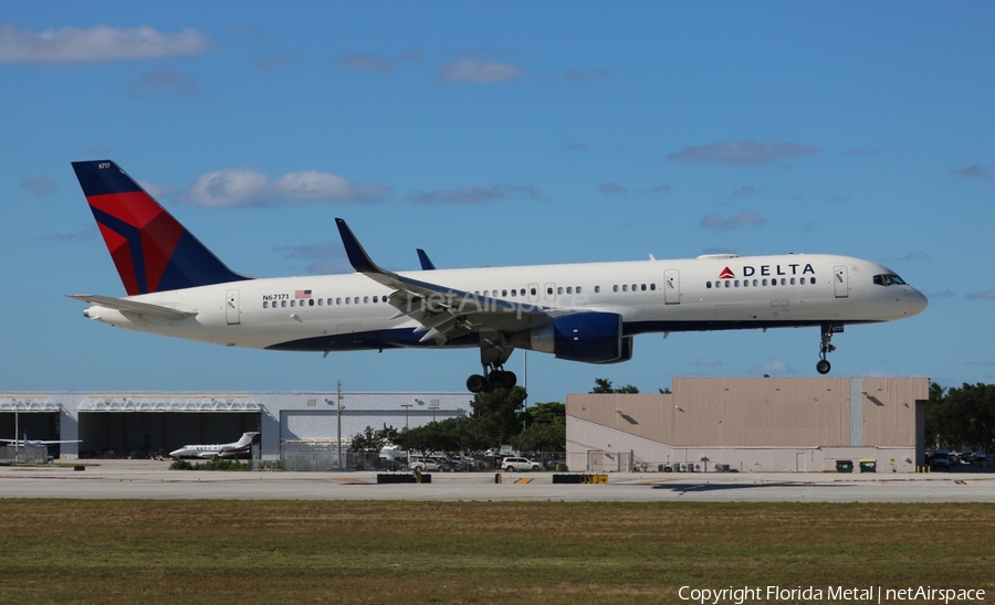 Delta Air Lines Boeing 757-232 (N67171) | Photo 405506