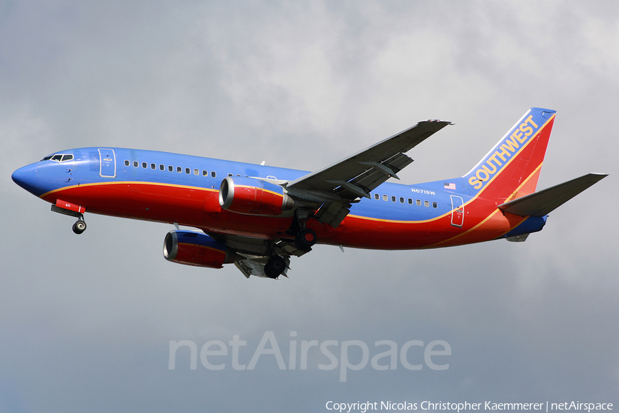 Southwest Airlines Boeing 737-3G7 (N671SW) | Photo 127004