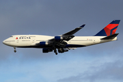 Delta Air Lines Boeing 747-451 (N671US) at  Los Angeles - International, United States