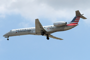 American Eagle (Envoy) Embraer ERJ-145LR (N672AE) at  Chicago - O'Hare International, United States