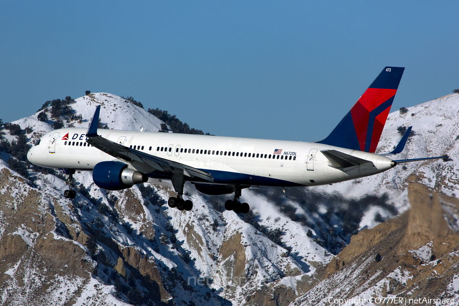 Delta Air Lines Boeing 757-232 (N672DL) | Photo 94652