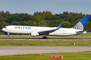 United Airlines Boeing 767-322(ER) (N672UA) at  Hamburg - Fuhlsbuettel (Helmut Schmidt), Germany