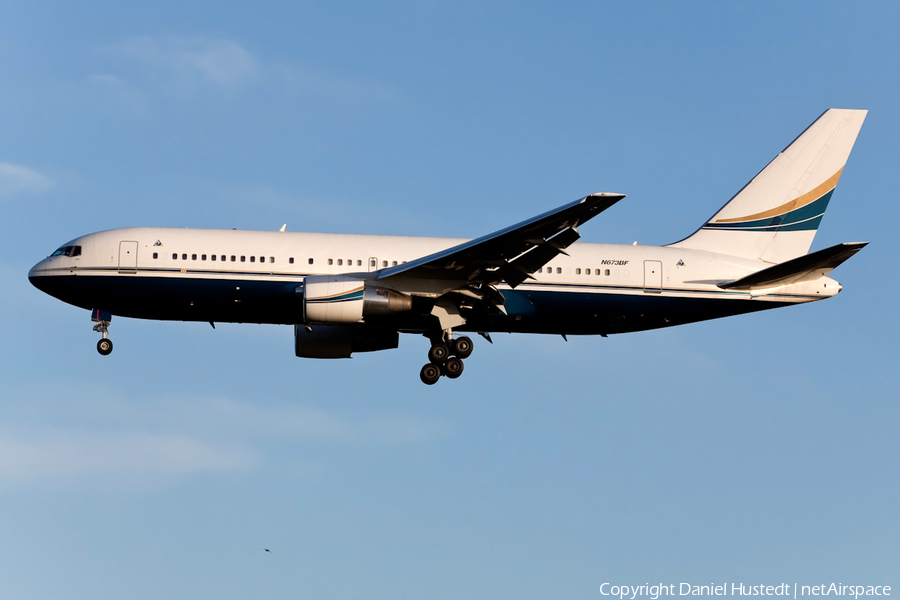 (Private) Boeing 767-238(ER) (N673BF) | Photo 656831