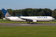 United Airlines Boeing 767-322(ER) (N673UA) at  Hamburg - Fuhlsbuettel (Helmut Schmidt), Germany