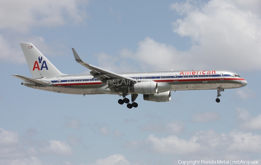 American Airlines Boeing 757-223 (N674AN) | Photo 301308