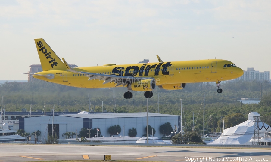 Spirit Airlines Airbus A321-231 (N674NK) | Photo 358095