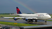 Delta Air Lines Boeing 747-451 (N674US) at  Atlanta - Hartsfield-Jackson International, United States