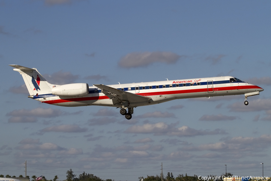 American Eagle Embraer ERJ-145LR (N675AE) | Photo 430794
