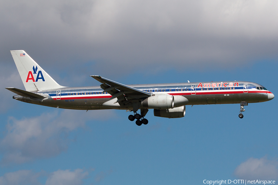 American Airlines Boeing 757-223 (N675AN) | Photo 215036