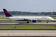 Delta Air Lines Boeing 757-232 (N675DL) at  Atlanta - Hartsfield-Jackson International, United States