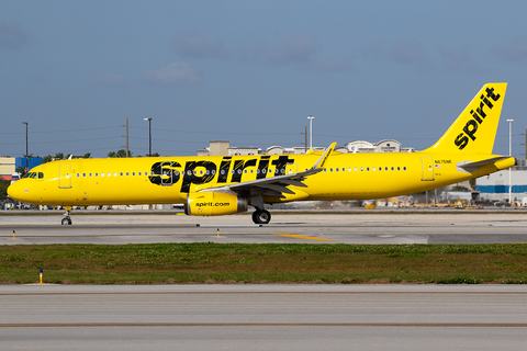 Spirit Airlines Airbus A321-231 (N675NK) at  Miami - International, United States