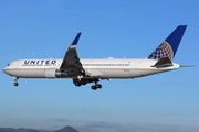 United Airlines Boeing 767-322(ER) (N675UA) at  Barcelona - El Prat, Spain