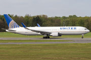 United Airlines Boeing 767-322(ER) (N675UA) at  Hamburg - Fuhlsbuettel (Helmut Schmidt), Germany