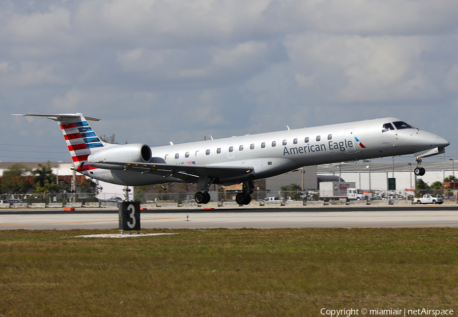 American Eagle (Envoy) Embraer ERJ-145LR (N676AE) | Photo 219103