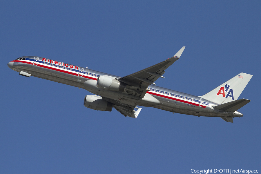 American Airlines Boeing 757-223 (N676AN) | Photo 333367