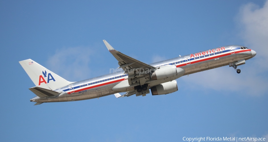 American Airlines Boeing 757-223 (N676AN) | Photo 621657
