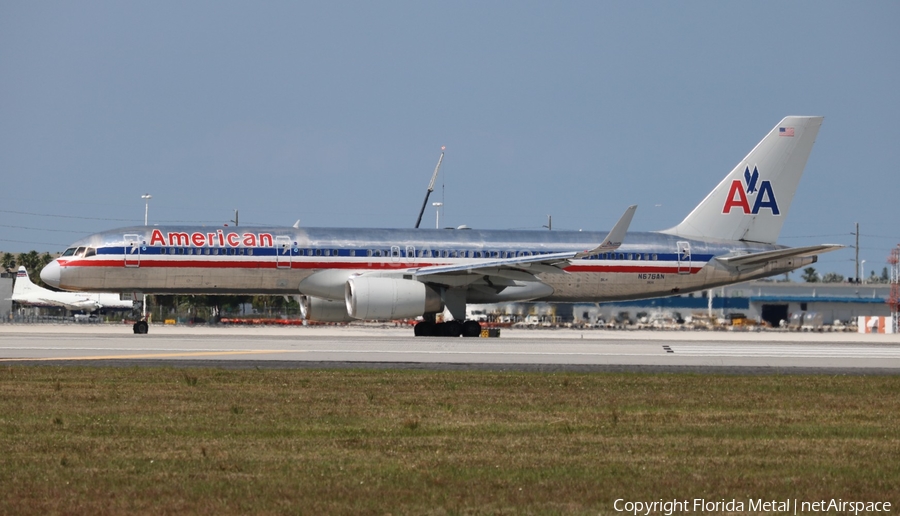 American Airlines Boeing 757-223 (N676AN) | Photo 621656