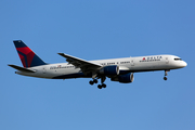 Delta Air Lines Boeing 757-232 (N676DL) at  Atlanta - Hartsfield-Jackson International, United States