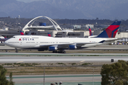 Delta Air Lines Boeing 747-451 (N676NW) at  Los Angeles - International, United States