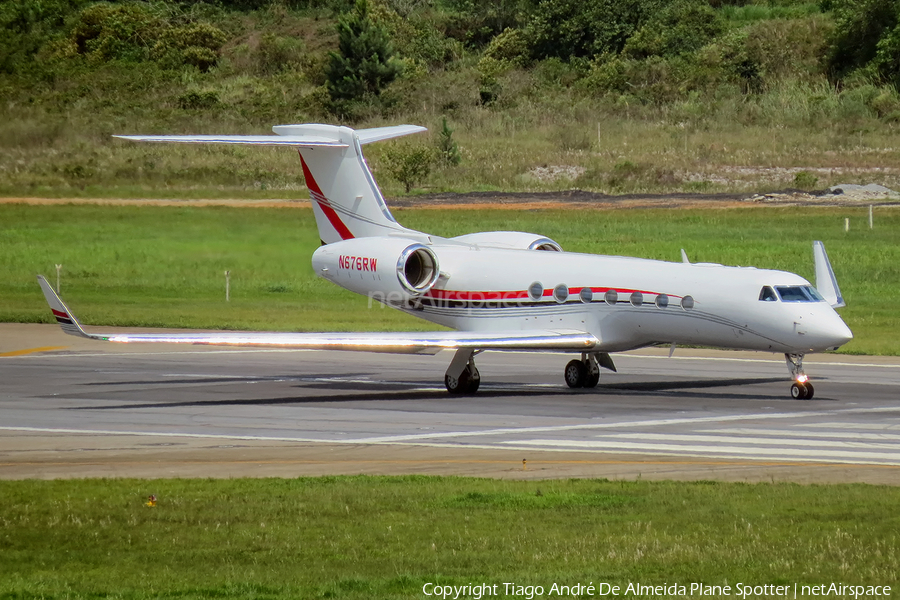 (Private) Gulfstream G-V-SP (G550) (N676RW) | Photo 389745