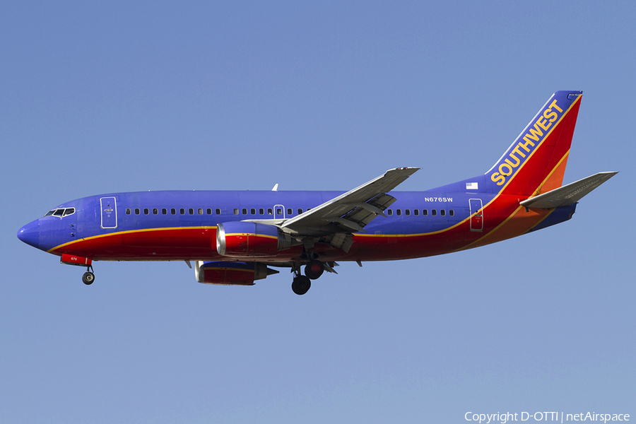 Southwest Airlines Boeing 737-3A4 (N676SW) | Photo 337347