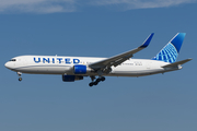 United Airlines Boeing 767-322(ER) (N676UA) at  Frankfurt am Main, Germany