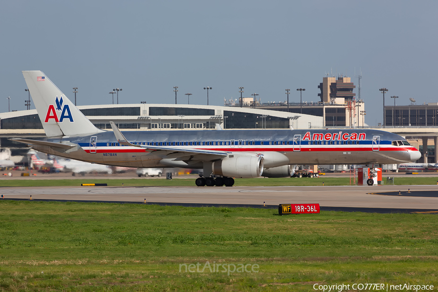 American Airlines Boeing 757-223 (N678AN) | Photo 257550