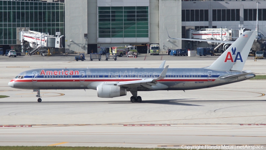 American Airlines Boeing 757-223 (N678AN) | Photo 621784