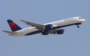 Delta Air Lines Boeing 757-232 (N678DL) at  Ft. Lauderdale - International, United States