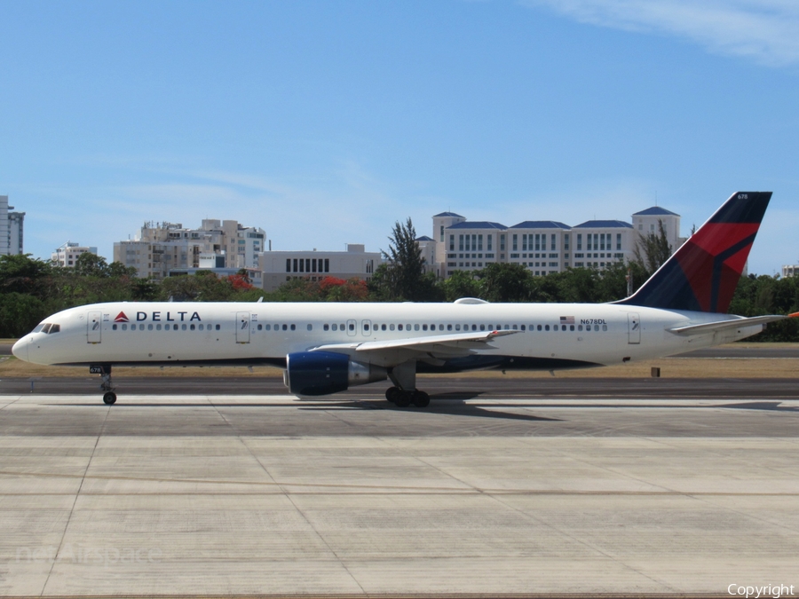 Delta Air Lines Boeing 757-232 (N678DL) | Photo 510555
