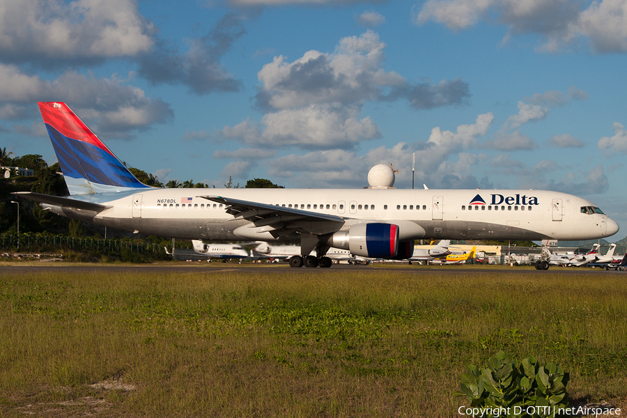 Delta Air Lines Boeing 757-232 (N678DL) | Photo 216940