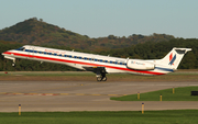American Eagle Embraer ERJ-145LR (N679AE) at  La Crosse - Regional, United States