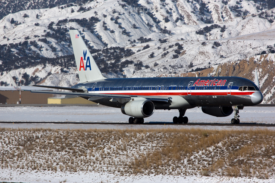 American Airlines Boeing 757-223 (N679AN) | Photo 104842