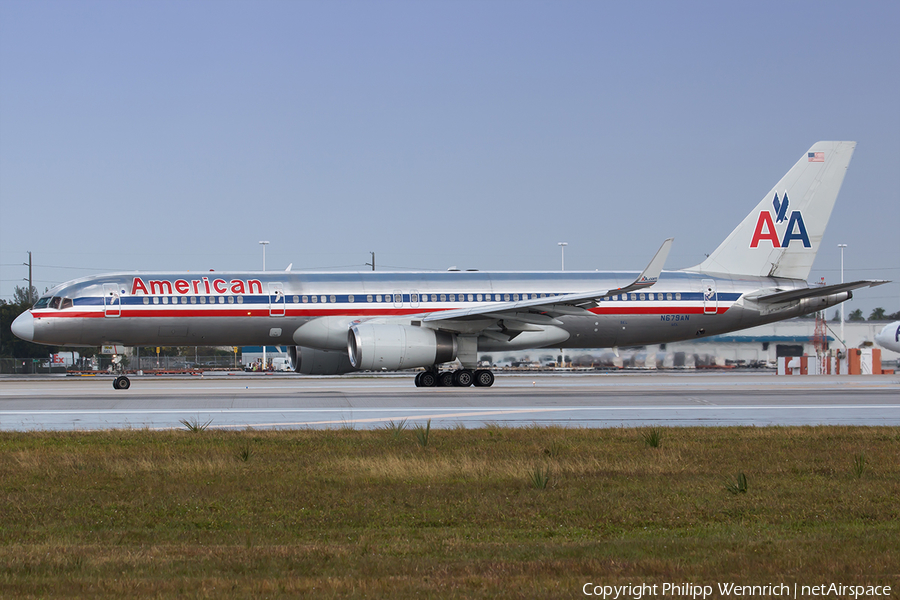 American Airlines Boeing 757-223 (N679AN) | Photo 138090