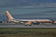 American Airlines Boeing 757-223 (N679AN) at  Miami - International, United States