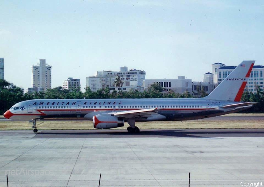 American Airlines Boeing 757-223 (N679AN) | Photo 101797